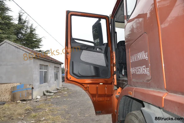 Union Truck U330 330 ch 4X2(6 roues) Tracteur routier Cabine (1) | 86Trucks