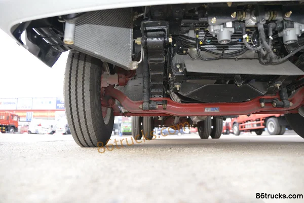 Dongfeng Kaipute K6-N 115hp 4X2(6 wheels) 4.13m Single Row Flatbed Light Truck Chassis (2) | 86Trucks
