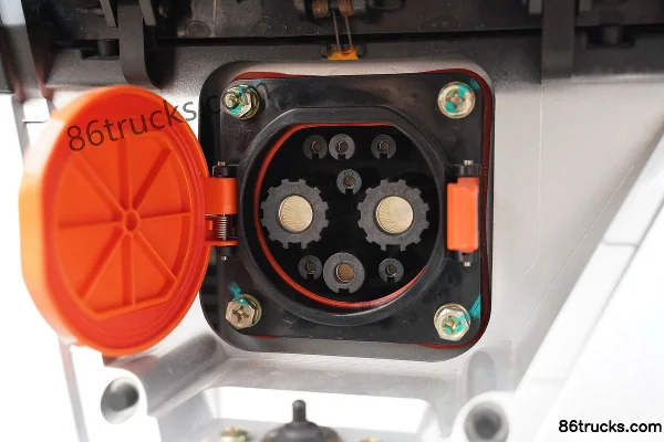 BAIC Xiaohema 2,5 T fourgon blindé électrique pur 4,5 m Châssis (3) | 86Trucks