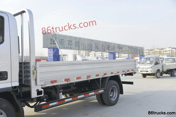 Foton Aumark Express 120hp 4X2(6 wheels) 4.17m Single-row Flatbed Light Truck (China VI) Body (1) | 86Trucks