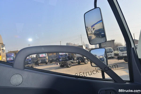 Foton Ollin TX 110 hp 4X2(6 wheels) 4.23m Single Row Flatbed Light Truck Cab (3) | 86Trucks