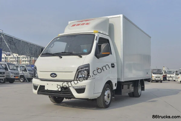 Ouling V5 Deluxe Edition 1.6L 105hp 4X2(6 wheels) CNG 3.61m Single Row Box Light Truck Exterior (3) | 86Trucks