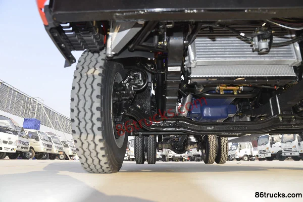 FAW Jiefang Hu VH 190 hp 4X2(6 wheels) 4.78m Half Row Stake Truck Chassis (2) | 86Trucks