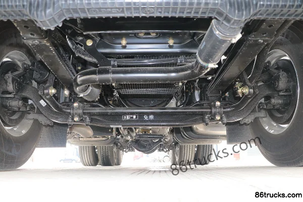 Dongfeng Commercial Vehicle Tianlong Flagship KX 600 hp 6X4(10 wheels) Tractor Truck Chassis (1) | 86Trucks