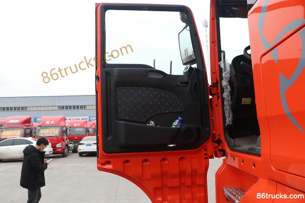 Sinotruk Sitrak SITRAK C7H camion lourd 540 ch 6X4(10 roues) tracteur routier AMT automatique Cabine (1) | 86Trucks