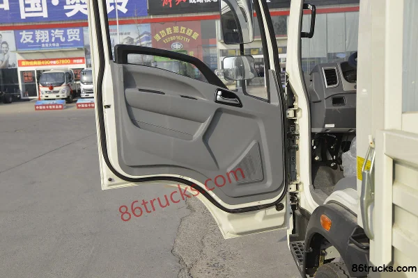 Sinotruk HOWO Wang série 110 ch 4X2(6 roues) camion plateau à ridelles cabine simple 3,65 m (2) | 86Trucks