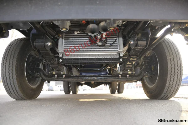 Sinotruk HOWO Wang Series 110 hp 4X2(6 wheels) 4.15m Single Row Van Light Truck Chassis (1) | 86Trucks