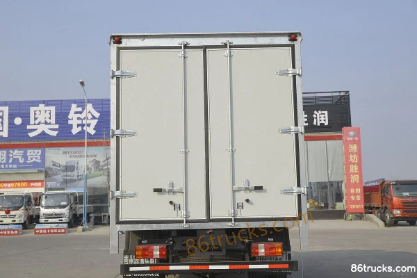 Sinotruk HOWO Wang Series 110 hp 4X2(6 wheels) 4.15m Single Row Van Light Truck Body (3) | 86Trucks