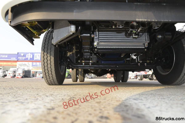 Sinotruk HOWO Dream Classic 110 hp 4X2(6 wheels) 3.65m single-row flatbed light truck Chassis (2) | 86Trucks