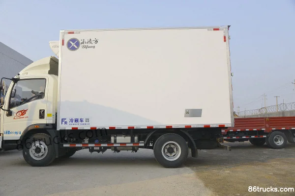 Sinotruk HOWO Wang 160 ch 4X2(6 roues) camion frigorifique 4,1 m Carrosserie (2) | 86Trucks