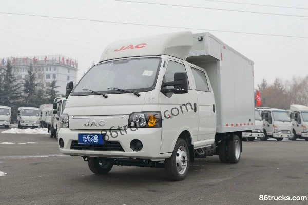 JAC Kaida X6 1.5L 113hp 4X2(6 wheels) 2.97m double-row van micro truck (China VI) Exterior (3) | 86Trucks