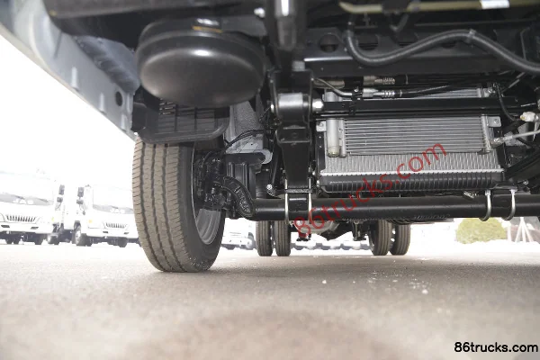 JAC Kaida X6 1.5L 113hp 4X2(6 wheels) 2.97m double-row van micro truck (China VI) Chassis (2) | 86Trucks