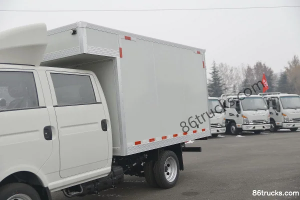 JAC Kaida X6 1.5L 113hp 4X2(6 wheels) 2.97m double-row van micro truck (China VI) Body (1) | 86Trucks