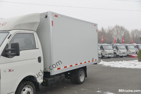 JAC Kaida X6 1.8L 130hp 4X2(6 wheels) 3.5m Single Row Van Mini Truck (China VI) Body (1) | 86Trucks
