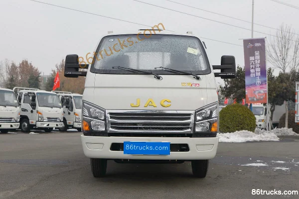 JAC Kangling K5 Comfort 120 hp 4X2(6 wheels) 3.8m Single Row Flatbed Light Truck Exterior (2) | 86Trucks