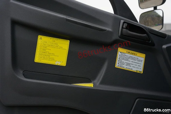FAW Jiefang Hu VH 160 hp 4X2(6 wheels) 4.2m Dump Truck (10-speed) Cab (2) | 86Trucks