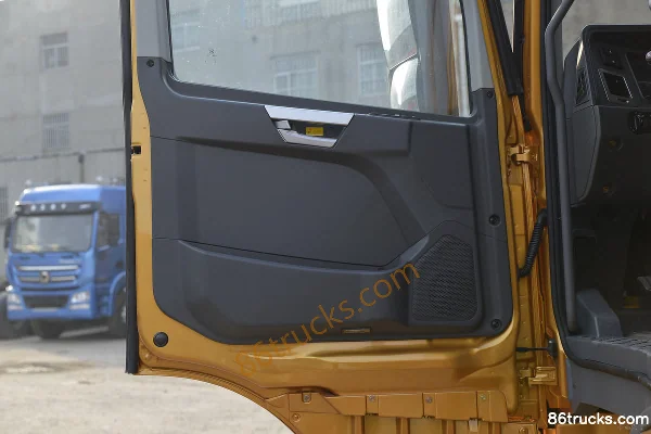 XCMG Hanfeng G7 430hp 6X4(10 wheels) Dangerous Goods Tractor Truck (457 Rear Axle) Cab (3) | 86Trucks