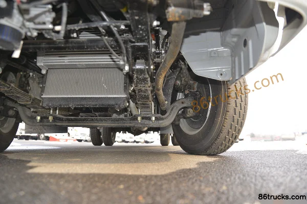 JAC Kaida X7 121 ch 4X2(6 roues) 4 m cabine simple camion fourgon Châssis (3) | 86Trucks