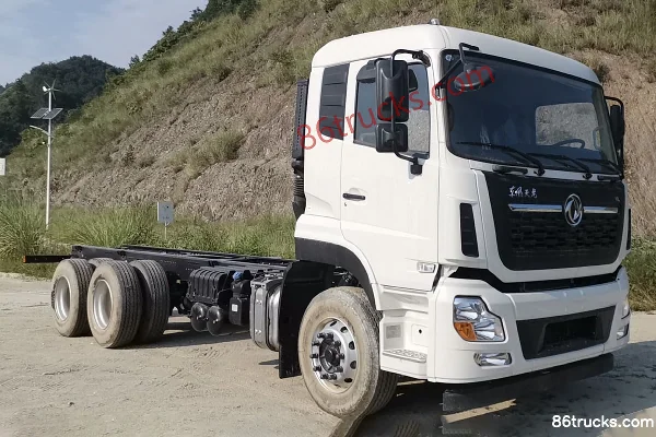 Dongfeng Commercial Vehicle Tianlong VL 290 hp 6X4(10 wheels) power truck chassis (China VI) Exterior