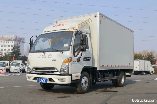 JAC Kangling J5 Luxury Edition 152hp 4X2(6 wheels) 4.15m single-row van light truck (China VI) Exterior (3) | 86Trucks