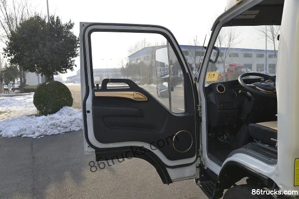 JAC Kangling J5 Luxury Edition 152hp 4X2(6 wheels) 4.15m single-row van light truck (China VI) Cab (1) | 86Trucks