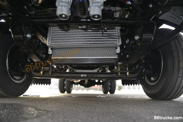 JAC Kangling J5 130 hp 4X2(6 wheels) 4.18m Single Row Grating Van Light Truck Chassis (1) | 86Trucks