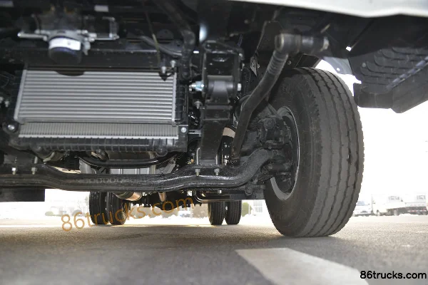 JAC Junling V6 156 ch 4X2(6 roues) camion frigorifique 3,7 m Châssis (3) | 86Trucks