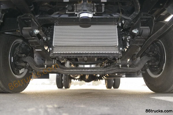 JAC Junling V6 156 ch 4X2(6 roues) camion frigorifique 3,7 m Châssis (1) | 86Trucks