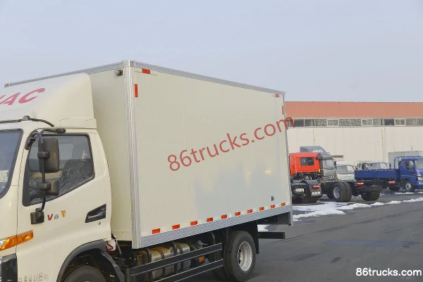JAC Junling V6 120hp 4X2(6 wheels) 4.18m single-row van light truck Body (1) | 86Trucks