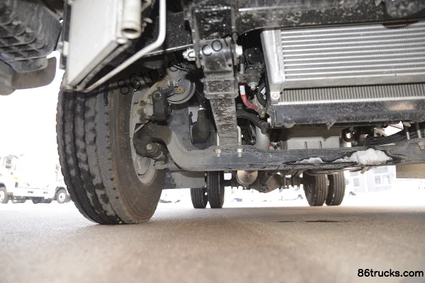JAC Junling V6 152 hp 4X2(6 wheels) 4.015 m refrigerated truck (6-speed) Chassis (2) | 86Trucks