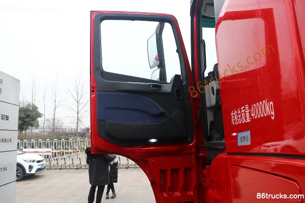 Foton Auman EST Basic 560 hp 6X4(10 wheels) Tractor Truck (China VI) Cab (1) | 86Trucks