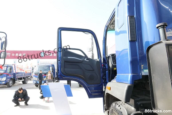 Foton Big Diamond ES7 270 hp 8X2(10 wheels) 6m Dump Truck Cab (1) | 86Trucks