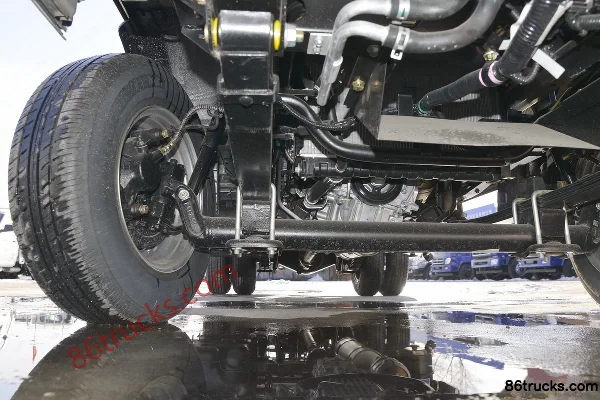 Foton Yuling VQ1 1.5L 116 hp 4X2(6 wheels) Gasoline 2.5m Double Row Flatbed Mini Truck (China VI) Chassis (2) | 86Trucks