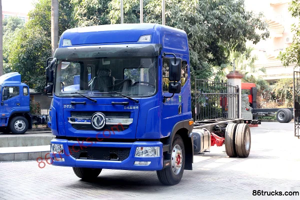 Dongfeng Duolika D9 200hp 4X2(6 wheels) 8m Van Cargo Truck (China VI) Exterior (3) | 86Trucks