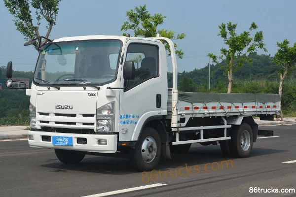 Qingling Isuzu K600 120 hp 4X2(6 wheels) 4.205m Single Row Flatbed Light Truck Exterior (3) | 86Trucks