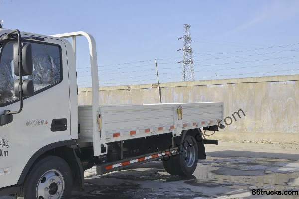 Foton Times Linghang 5 High-End Edition 131 hp 4X2(6 wheels) 4.17m Single Row Flatbed Light Truck Body (1) | 86Trucks