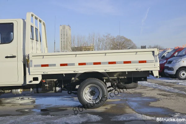 Foton Xiangling M1 Comfort 1.6L 122hp 4X2(6 wheels) Gasoline 2.55m Double Row Flatbed Mini Truck Body (2) | 86Trucks