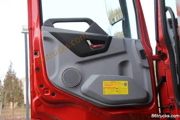 Dongfeng Commercial Vehicle Tianlong KL camion lourd 470 ch 6X4(10 roues) tracteur routier LNG (China VI) (pont arrière DF400) Cabine (2)