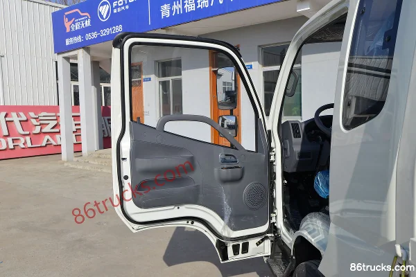 Foton Times Xiaoka Star 5 88 hp 4X2(6 wheels) 3.25m Semi-row Flatbed Light Truck Cab (1) | 86Trucks