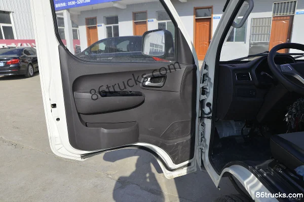 Foton Shidai Xiaoka Star 1 116 hp 4X2(6 wheels) 4.05m single-row van mini truck Cab (2) | 86Trucks