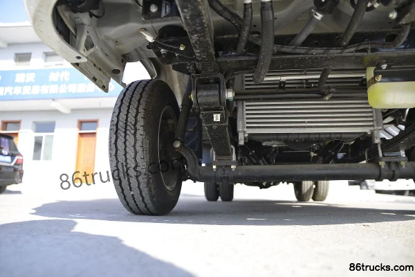 Foton Shidai Xiaoka Star 1 116 hp 4X2(6 wheels) 4.05m single-row van mini truck Chassis (2) | 86Trucks