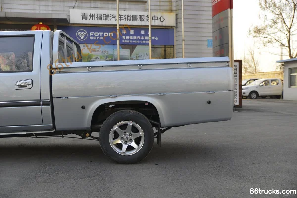 Foton Sapphire 2018 Deluxe Edition 2.4L Gasoline 134 hp 4WD Double Cab Long Box Pickup Official Photos (1) | 86Trucks