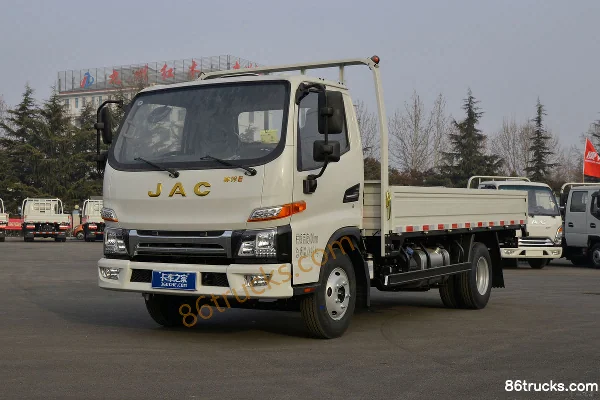 JAC Shuailing E Medium Body 150hp 4X2(6 wheels) 4.22m single-row flatbed light truck (China VI) Exterior (3) | 86Trucks