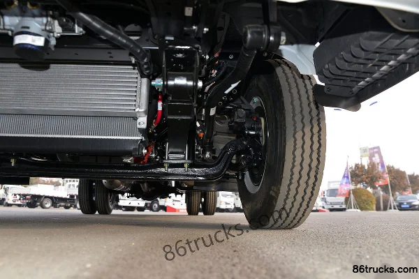 JAC Shuailing E Medium Body 150hp 4X2(6 wheels) 4.22m single-row flatbed light truck (China VI) Chassis (3) | 86Trucks