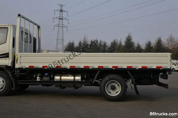 JAC Shuailing E Medium Body 150hp 4X2(6 wheels) 4.22m single-row flatbed light truck (China VI) (2) | 86Trucks