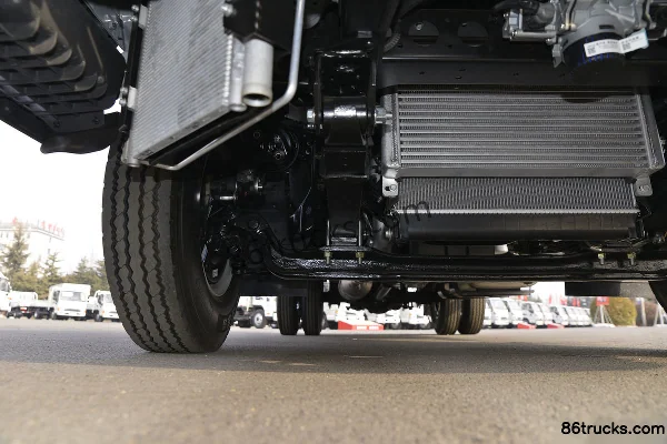 JAC Shuailing E Medium Body 152 hp 4X2(6 wheels) 3.905m semi-cab flatbed truck Chassis (2) | 86Trucks