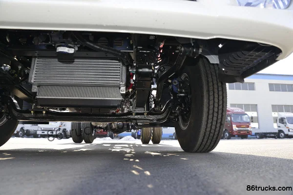 JAC Shuailing E version intermédiaire 152 ch 4X2(6 roues) camion léger fourgon cabine simple 4,15 m Châssis (3) | 86Trucks