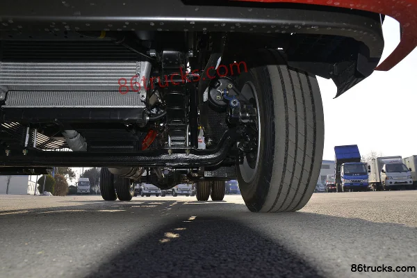 JAC Shuailing Q7 Confort 170 ch 4X2(6 roues) 5,4 m cabine demi-avancée camion porteur à ridelles (China VI) Châssis (3) | 86Trucks