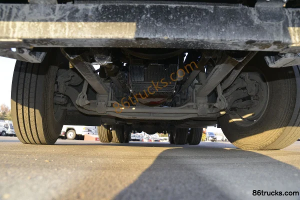 JAC Gallop A5W III Heavy Truck Standard Load Edition 510hp 6X4(10 wheels) Tractor Truck Chassis (1) | 86Trucks