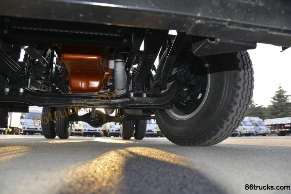 JAC Gallop K5L Heavy Truck Classic Edition 260 hp 4X2(6 wheels) Tractor Truck Chassis (3) | 86Trucks